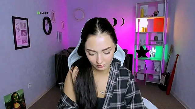 Snapshot of miki-niki chatting on September 10, 5:45 pm miki-niki online show from September 10, 5:45 pm