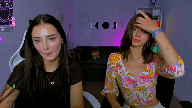 Snapshot of miki-niki chatting on September 23, 12:34 pm miki-niki online show from September 23, 12:34 pm