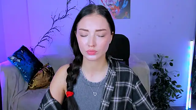 Snapshot of miki-niki chatting on October 6, 12:17 pm miki-niki online show from October 6, 12:17 pm