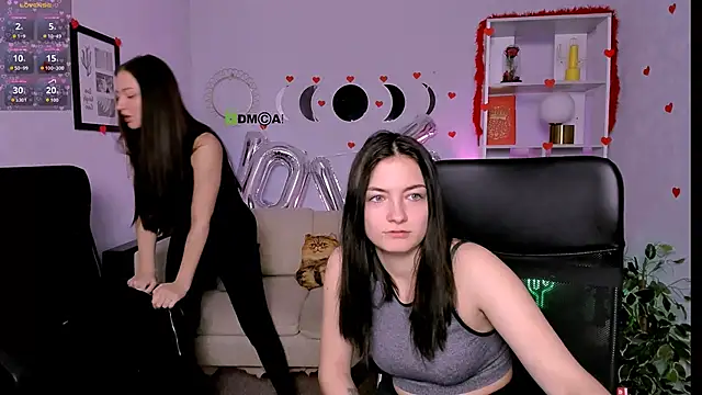 Snapshot of miki-niki chatting on February 11, 8:03 am miki-niki online show from February 11, 8:03 am