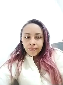 Snapshot of valeriasweet_ chatting on November 29, 3:45 pm valeriasweet online show from November 29, 3:45 pm