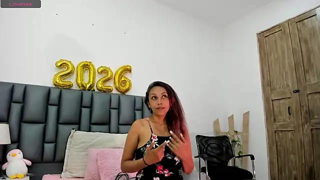 valeriasweet  online show from January 14, 5:38 pm