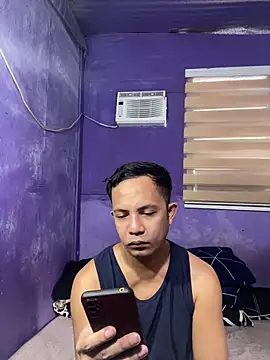 Snapshot of hotcumboi69 chatting on February 22, 3:53 am hotcumboi69 online show from February 22, 3:53 am