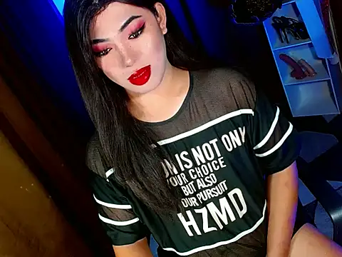 Snapshot of bigfattycocksonya27 chatting on September 13, 8:53 pm bigfattycocksonya27 online show from September 13, 8:53 pm