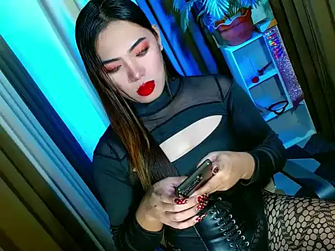 Snapshot of bigfattycocksonya27 chatting on October 30, 3:31 pm bigfattycocksonya27 online show from October 30, 3:31 pm