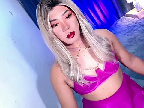 Snapshot of bigfattycocksonya27 chatting on July 2, 2:23 am bigfattycocksonya27 online show from July 2, 2:23 am
