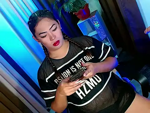 Snapshot of bigfattycocksonya27 chatting on September 20, 8:19 am bigfattycocksonya27 online show from September 20, 8:19 am