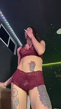 Snapshot of naho_love chatting on November 20, 6:14 am naho love online show from November 20, 6:14 am