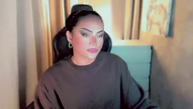 Snapshot of kaicromwell_ chatting on September 13, 6:24 am kaicromwell online show from September 13, 6:24 am