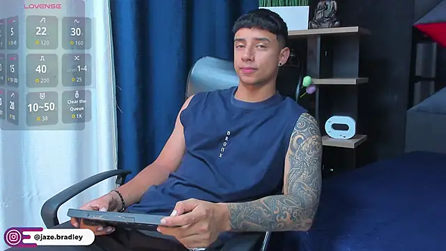 jaze bradley online show from October 29, 11:20 am