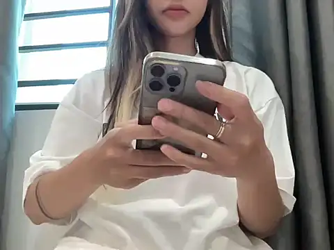 Snapshot of Min_sara69 chatting on October 12, 8:37 am Min sara69 online show from October 12, 8:37 am