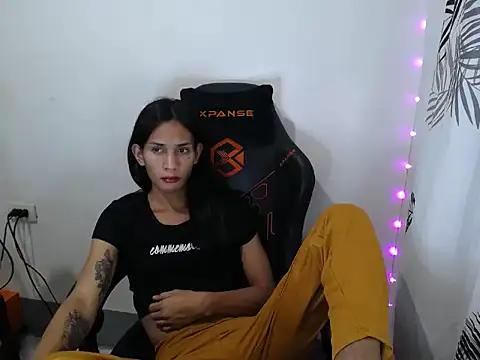 kate 69x online show from April 8, 3:35 pm