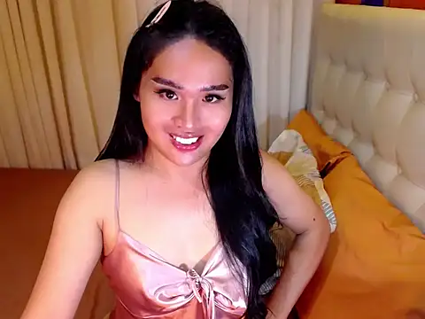 urmidnightcravingsxx online show from February 15, 5:34 pm