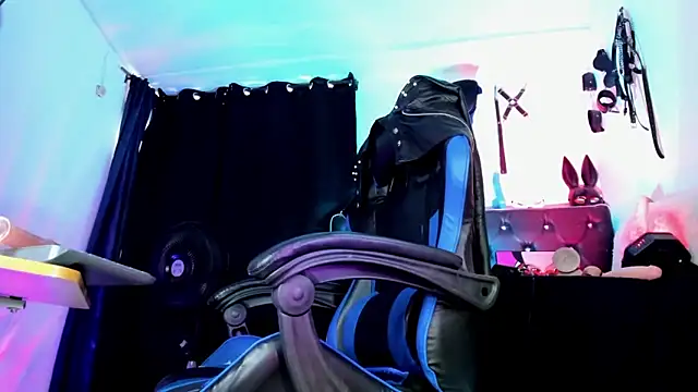 mia carter88 online show from December 22, 1:22 pm