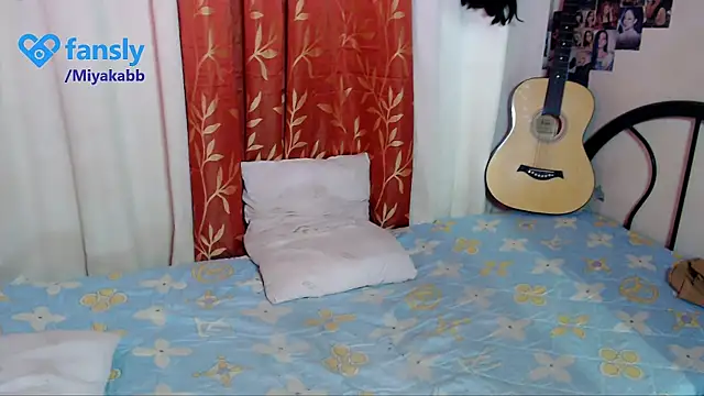Snapshot of chakababe chatting on June 1, 8:30 pm chakababe online show from June 1, 8:30 pm