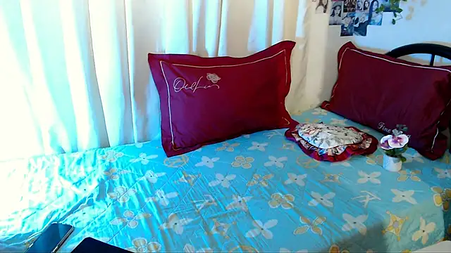 Snapshot of chakababe chatting on October 18, 8:16 am chakababe online show from October 18, 8:16 am