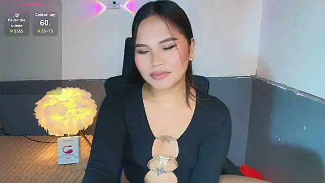 Nathalie Lustx online show from July 8, 9:26 pm