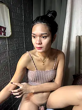 yourlovingperlita69 online show from December 14, 2:33 pm