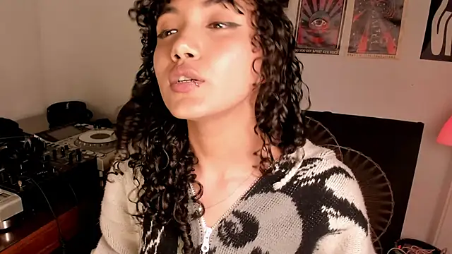 Nati     online show from February 12, 4:56 am