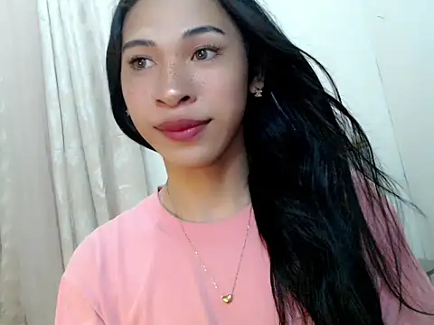 Snapshot of Annaloula chatting on February 3, 7:35 am Annaloula online show from February 3, 7:35 am