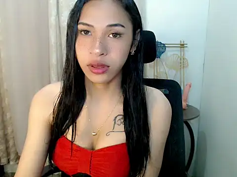 Snapshot of Annaloula chatting on January 31, 8:51 pm Annaloula online show from January 31, 8:51 pm