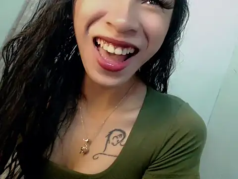 Annaloula online show from January 14, 6:00 pm