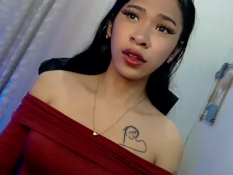 Snapshot of Annaloula chatting on March 23, 7:36 pm Annaloula online show from March 23, 7:36 pm