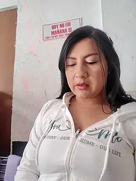 Snapshot of lunna_07 chatting on September 14, 7:47 pm lunna 07 online show from September 14, 7:47 pm