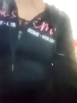 Snapshot of lunna_07 chatting on October 11, 12:55 am lunna 07 online show from October 11, 12:55 am