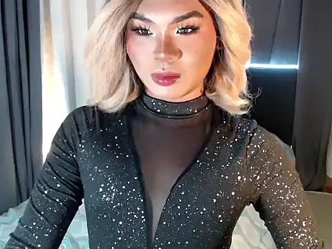 Snapshot of Unholytemptress chatting on November 4, 4:49 am Unholytemptress online show from November 4, 4:49 am