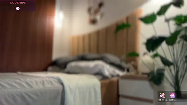 Snapshot of Theodora_Day chatting on February 6, 1:51 pm Theodora Day online show from February 6, 1:51 pm