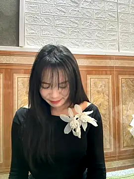 binejr online show from October 11, 6:14 am