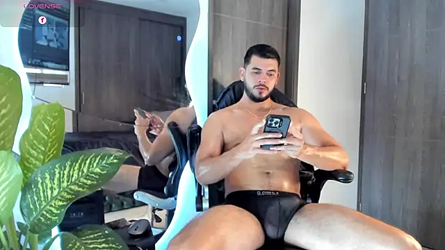 Dimitri Bass online show from April 3, 11:27 am