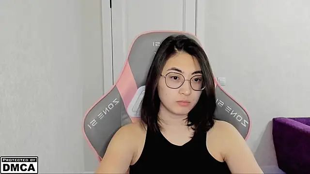 Snapshot of MeilideQian1 chatting on November 2, 3:06 pm MeilideQian1 online show from November 2, 3:06 pm