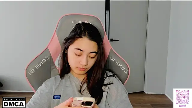 MeilideQian1 online show from February 24, 7:42 am