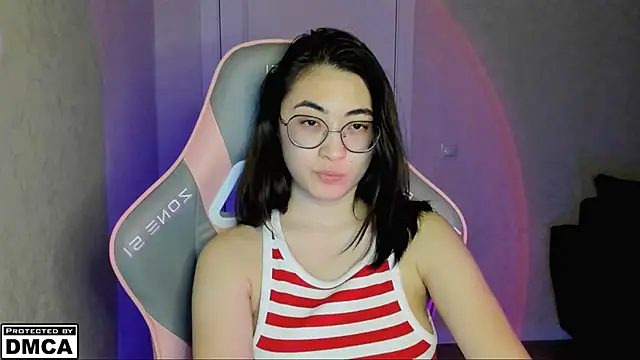 Snapshot of MeilideQian1 chatting on November 22, 5:34 pm MeilideQian1 online show from November 22, 5:34 pm