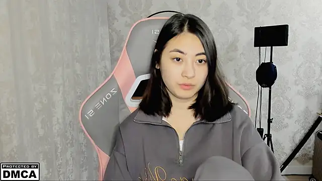 MeilideQian1 online show from October 6, 2:02 am