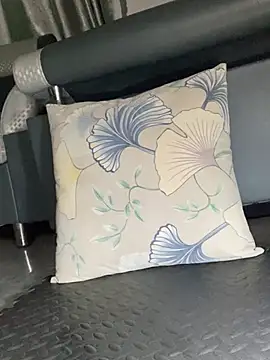 meiiijr55 online show from January 8, 5:08 pm