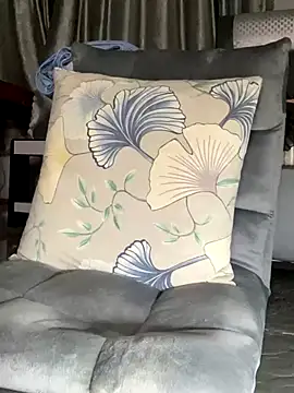 meiiijr55 online show from November 13, 5:28 pm