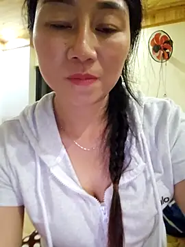 babychill09 online show from October 3, 12:50 pm