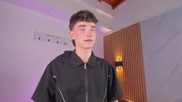 austin rouse online show from March 19, 7:36 pm