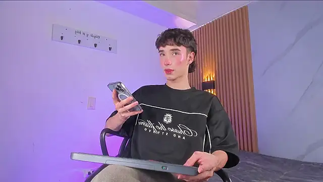 austin rouse online show from March 10, 8:13 pm