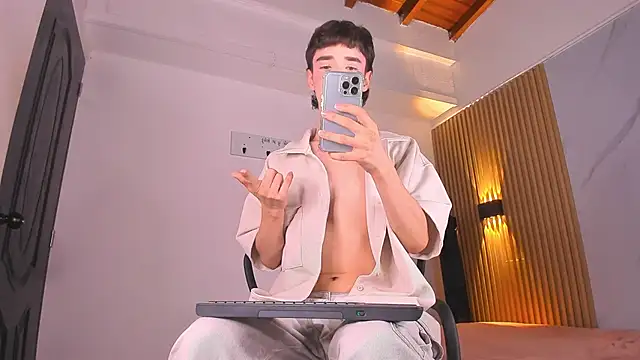 austin rouse online show from December 2, 8:10 pm