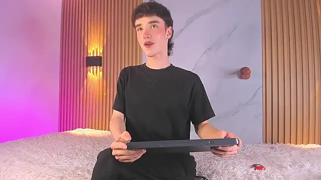 austin rouse online show from October 21, 7:35 pm