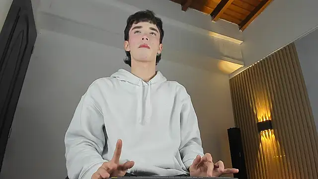 austin rouse online show from December 4, 8:19 pm