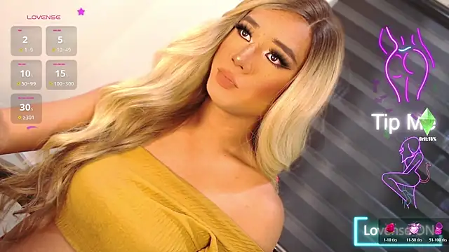 SissifyMeNow online show from December 2, 1:39 am