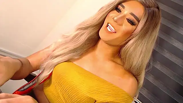 SissifyMeNow online show from November 9, 2:59 am