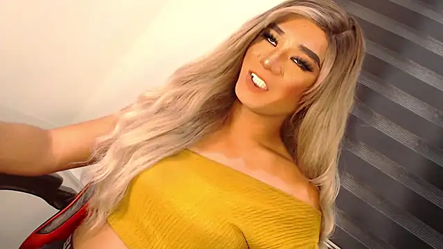 SissifyMeNow online show from November 11, 1:33 am