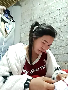 Snapshot of jienrrr chatting on October 13, 11:27 pm jienrrr online show from October 13, 11:27 pm