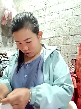 jienrrr online show from October 25, 1:45 pm